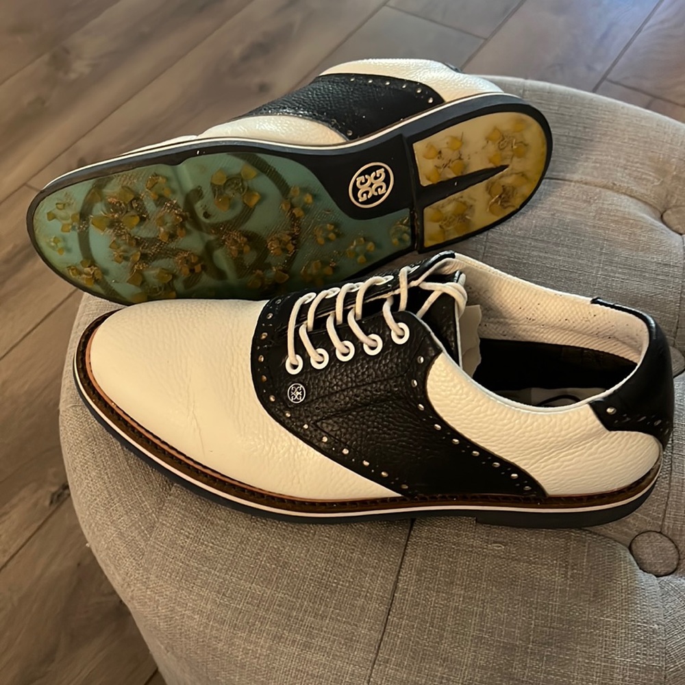 Gallivanter Golf Shoe  in signature G/Fore colourways.